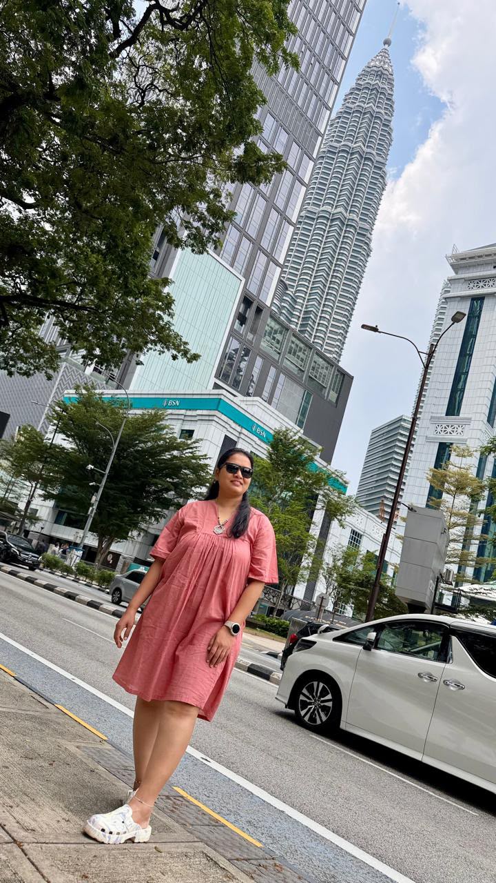 Women's fashion collection image 11