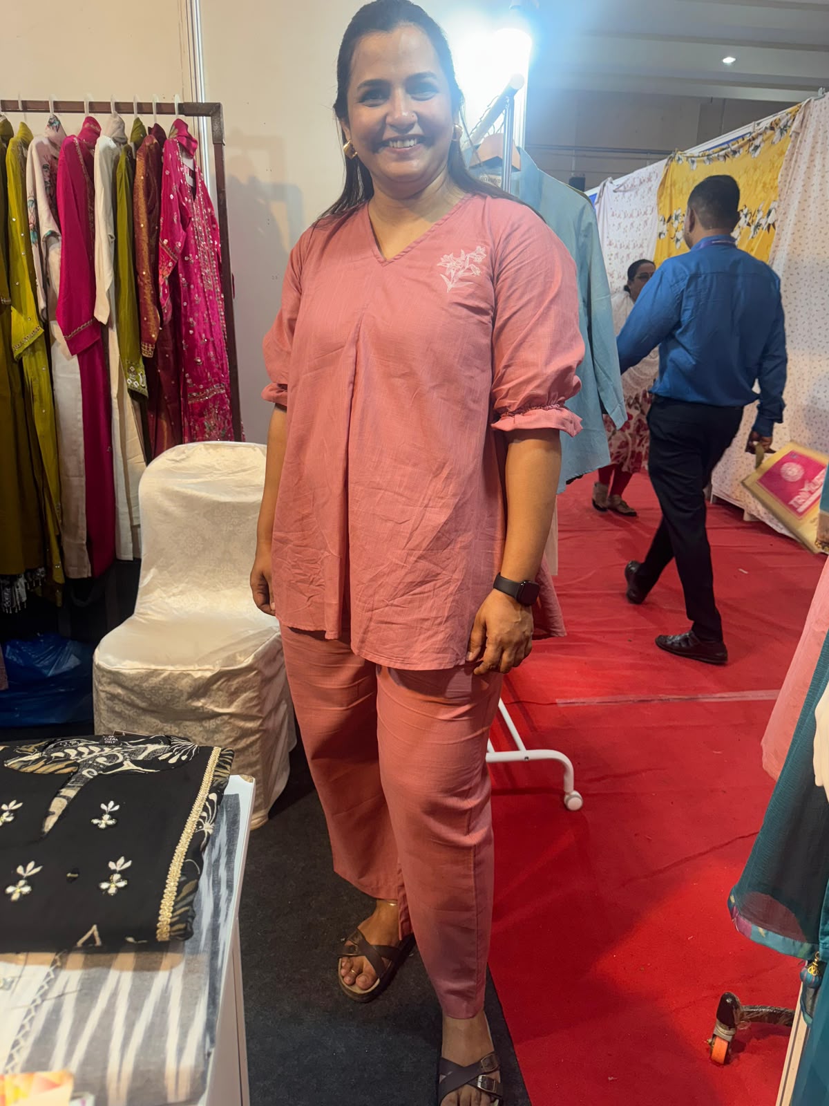 Women's fashion collection image 12